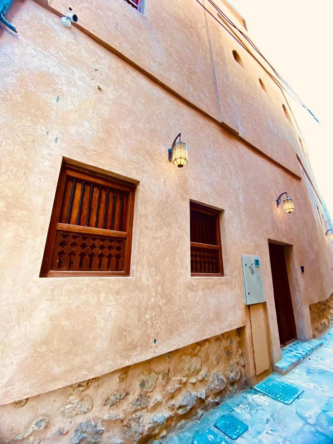 Jawharat Alaqar Inn نزل جوهرة العقر Нізва Екстер'єр фото