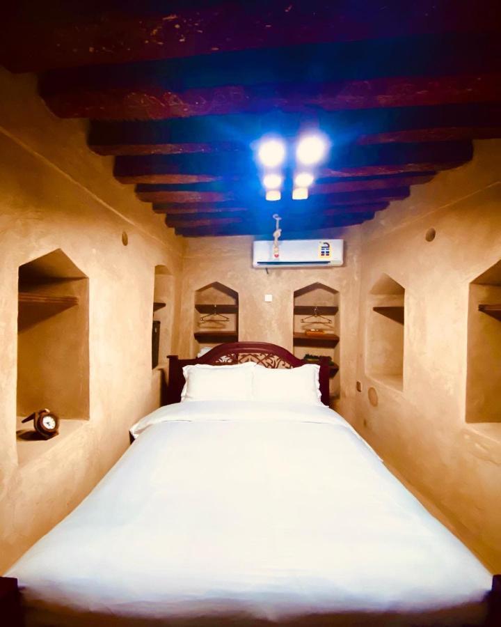 Jawharat Alaqar Inn نزل جوهرة العقر Нізва Екстер'єр фото